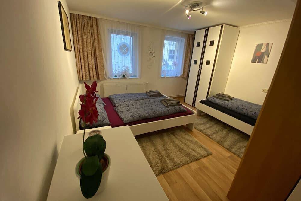Ganze Wohnung, Ferienwohnung Greiz W2 in Greiz, Region Greiz