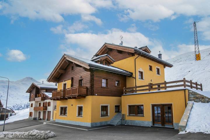 Ganze Wohnung, Ferienwohnung für 5 Personen mit Balkon in Livigno, Nationalpark Stilfser Joch