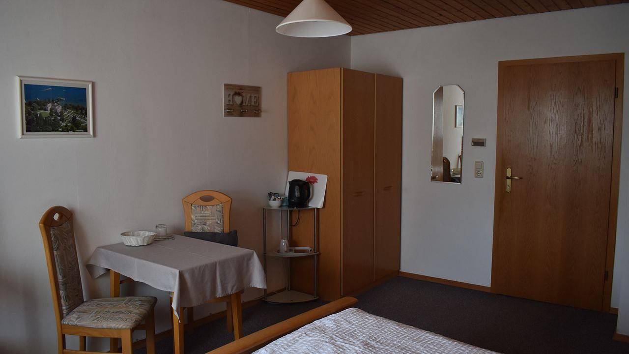 Doppelzimmer für 2 Personen in Langenargen in Langenargen, Region Bodensee-Oberschwaben