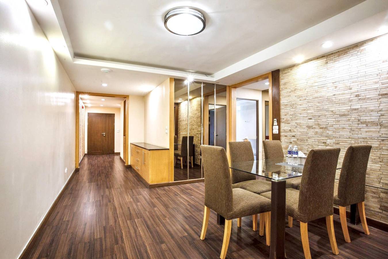 Geheel vakantieappartement, Short-Term Rental Allowed - 3C Downtown Bkk Serviced Apartment in Watthana District, Bangkok