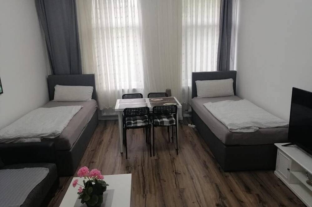 Hel lägenhet, Apartment in Cologne 1B in Kalk (Köln), Köln