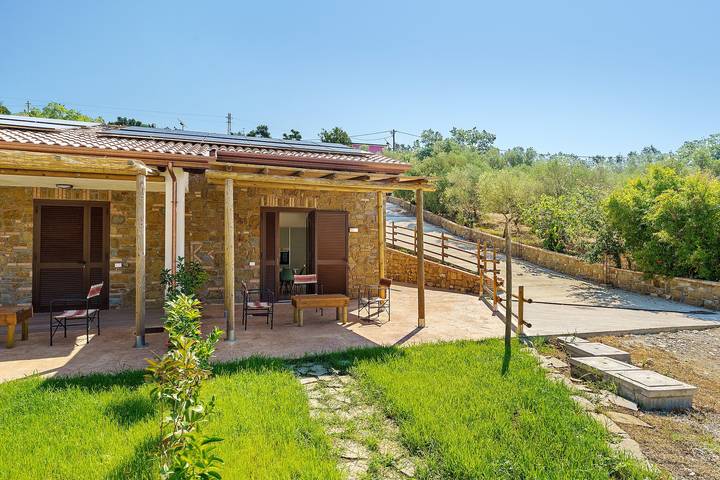 Ferienhaus für 16 Personen, mit Garten in Cilento