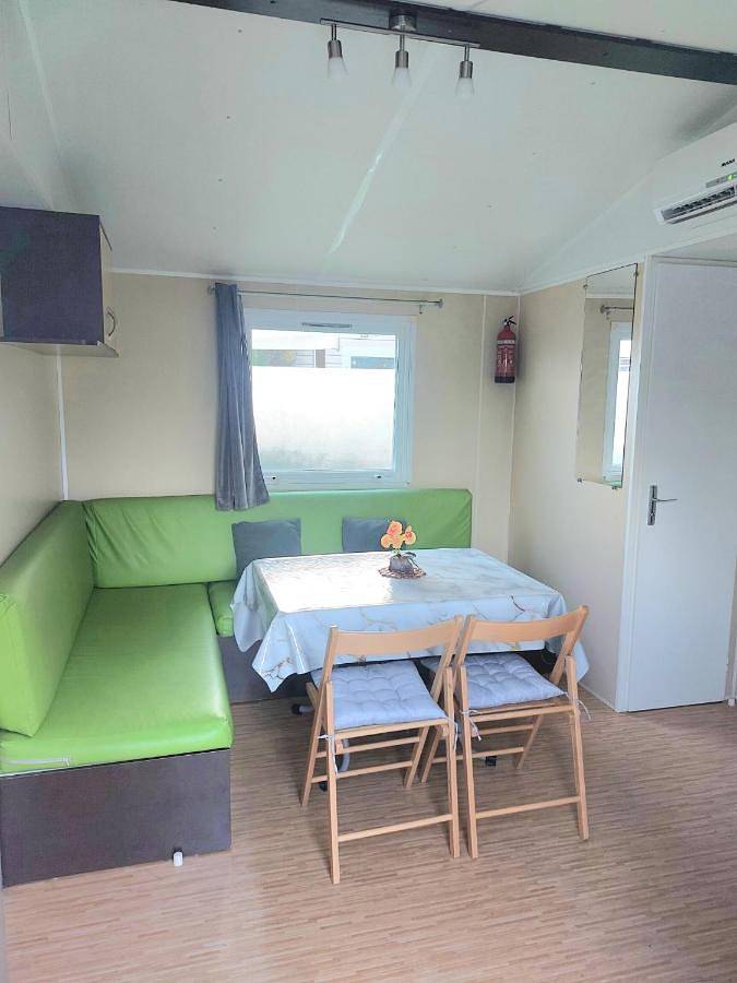 Appartement de vacances pour 6 personnes, avec Terrasse et Piscine