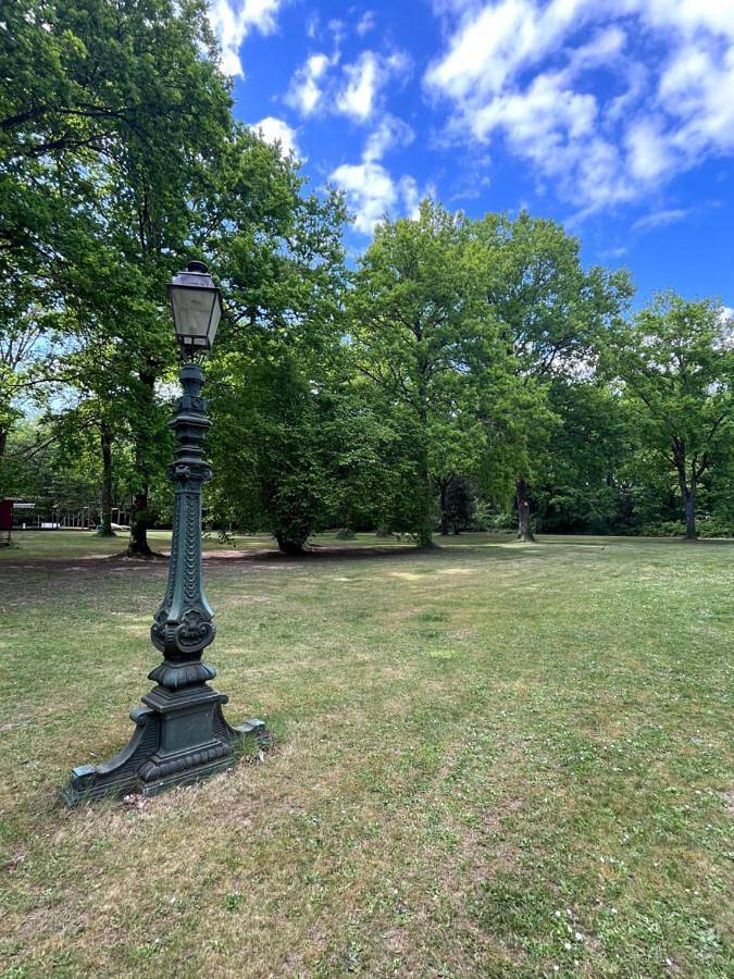 Gîte pour 2 personnes, avec vue et terrasse ainsi que jardin et piscine à Samois-sur-Seine - 4