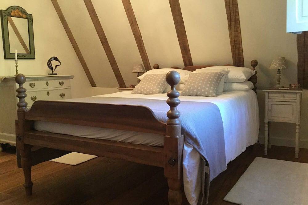 Ravissant maison 4* en pierre d'époque près de Montignac, grande piscine et wifi in Thonac, Périgord Noir