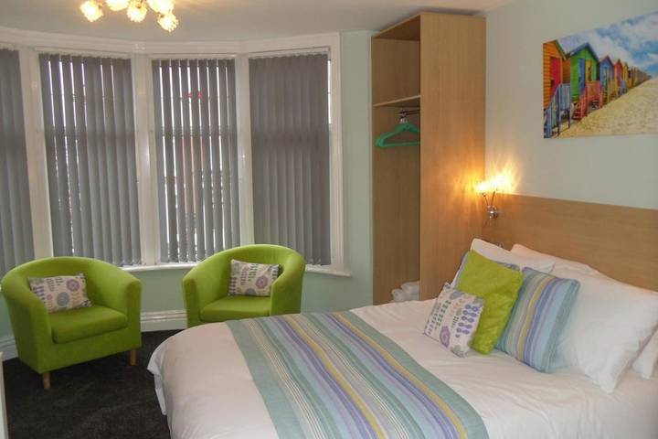 B&b for 2 people, with garden in Blackpool