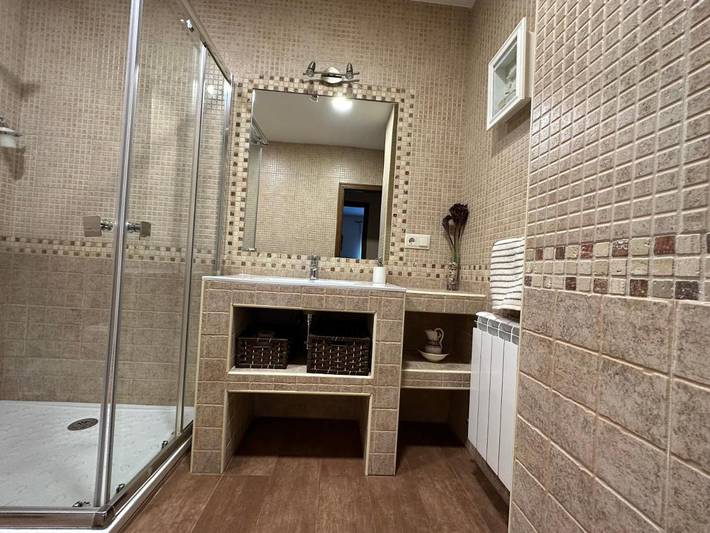 Casa de vacaciones para 12 personas, con jacuzzi además de piscina y terraza en Provincia de Segovia - 2