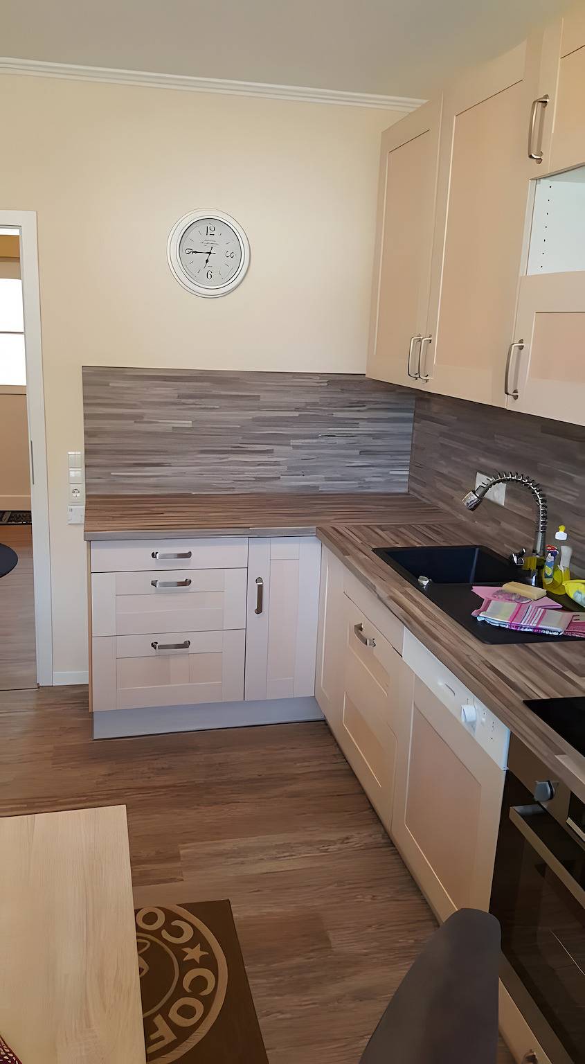 Apartamento entero, Amplio apartamento con terraza, parking, wifi y ubicación ideal en la isla para familias in Bergen auf Rügen, Bergen en la isla de Rügen y sus alrededores