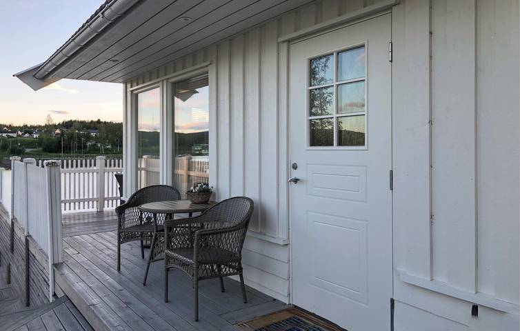 Ferienhaus für 3 Personen mit Terrasse in Vestre Toten