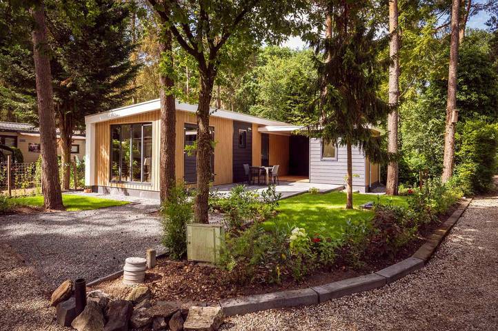 Vakantiepark voor 6 personen, met Terras en Tuin in Apeldoorn Gemeente