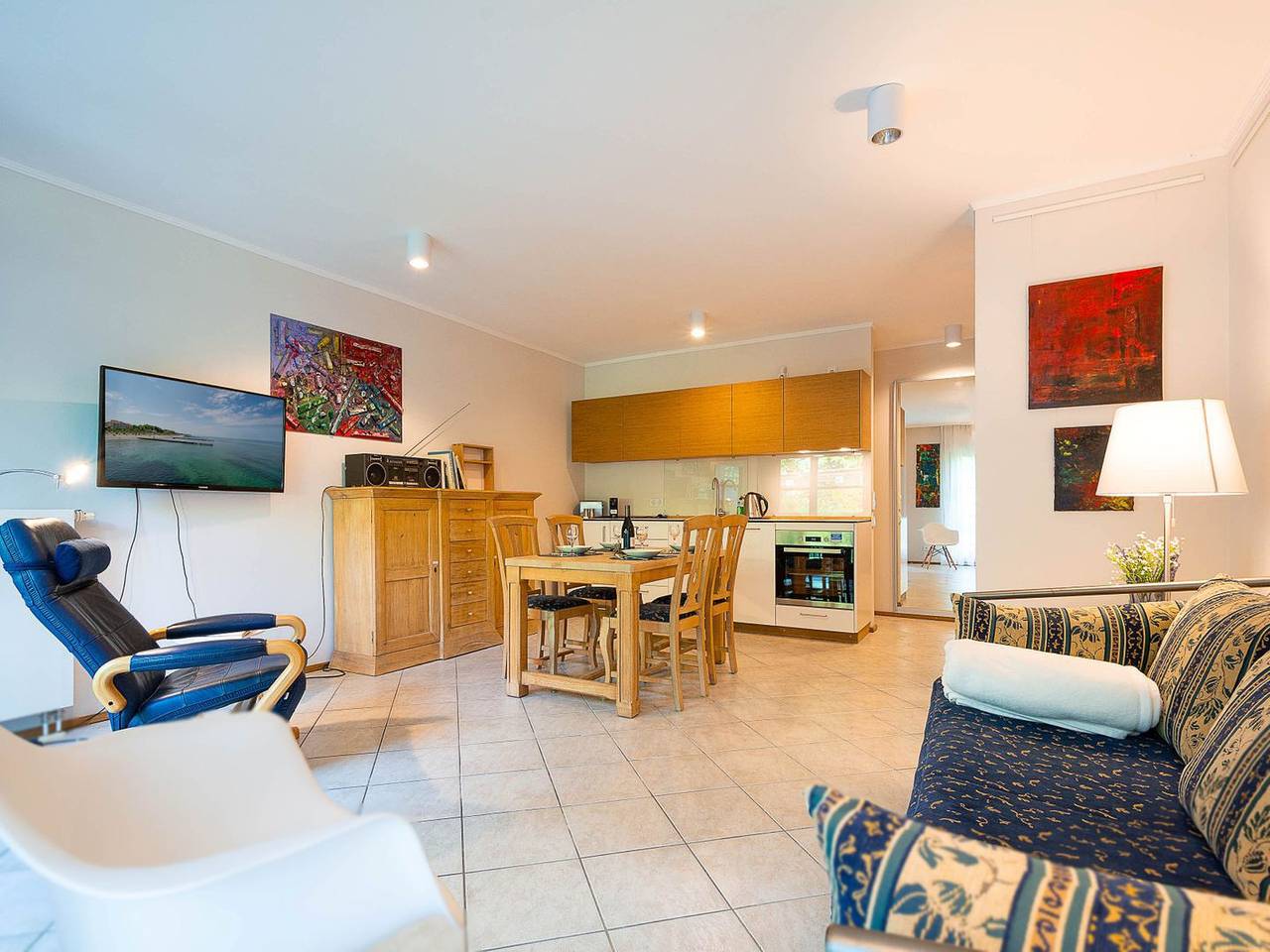 Ganze Wohnung, Gemütliche Ferienwohnung mit überdachter Terrasse und Parkplatz in Wittenbeck in Wittenbeck, Bad Doberan & Umland