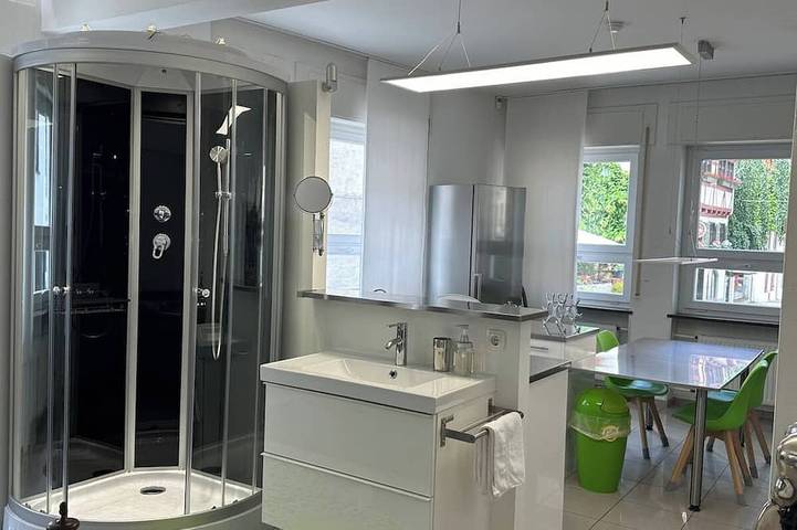 Ganze Wohnung, Modern 1 room Loft City Center Ground Floor in Ulm, Schwaben