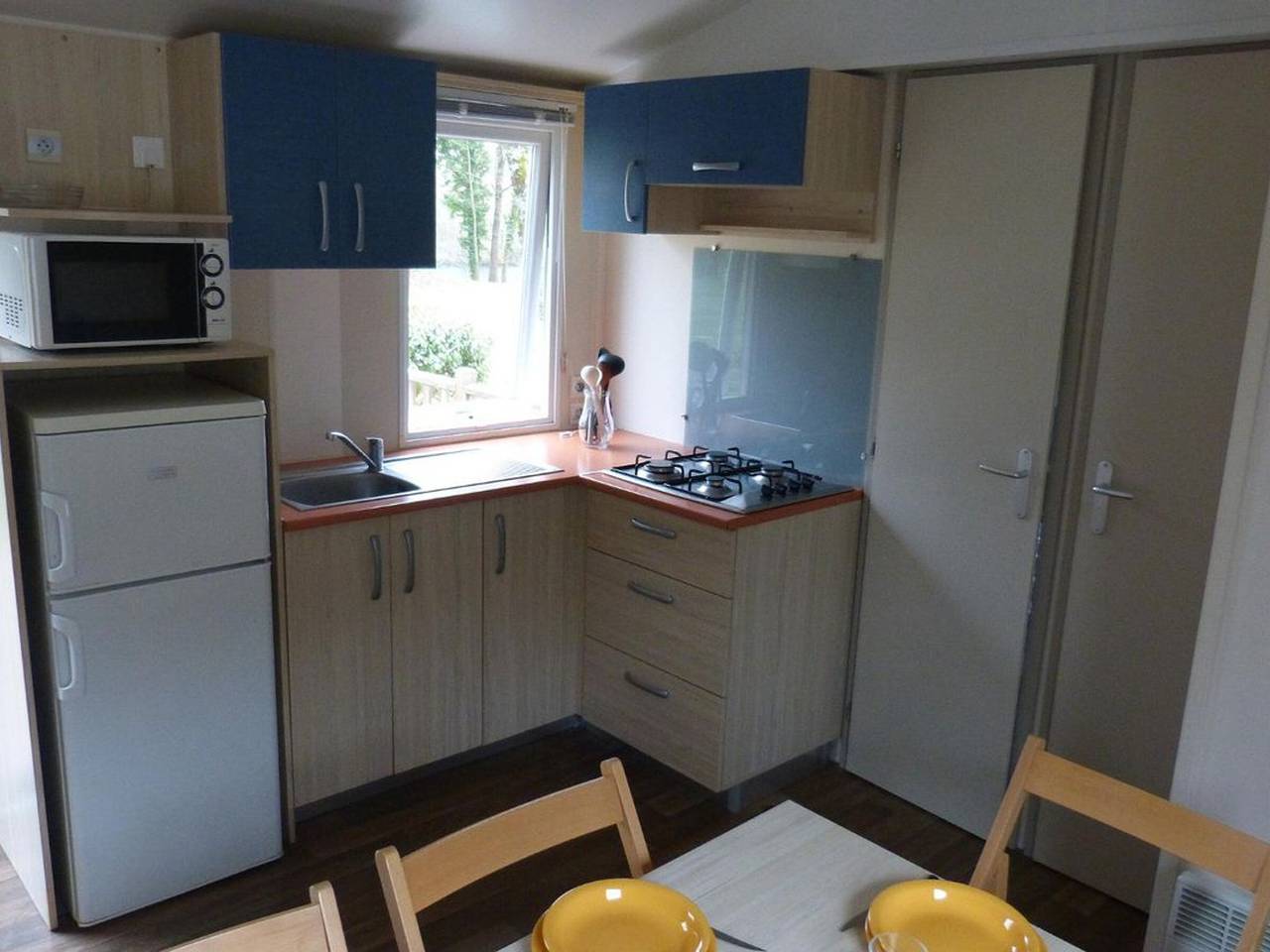 Mobile home with terrace in Bignac, sleeps 6 in Bignac, Charente