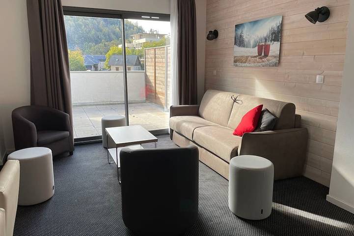 Ferienwohnung für 6 Personen, mit Terrasse und Pool - 1