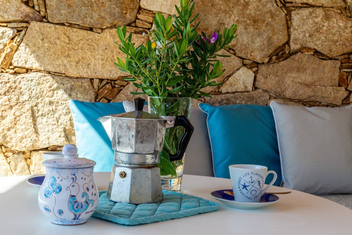 Villa Lory: Vista Montagna, Piscina Privata e Wi-Fi in Genna Spina, Castiadas