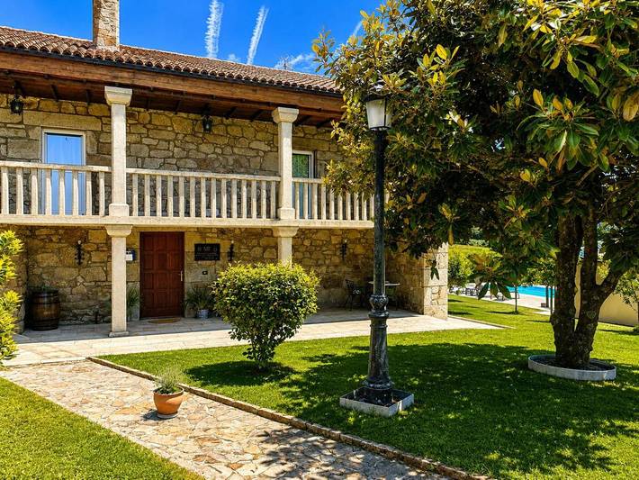 Casa rural para 2 personas, con Terraza y Jardín además de Piscina y Vistas en Provincia de Pontevedra - 2
