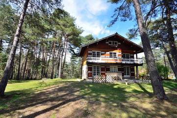 Gîte pour 8 personnes, avec vue et jardin à La Bastide