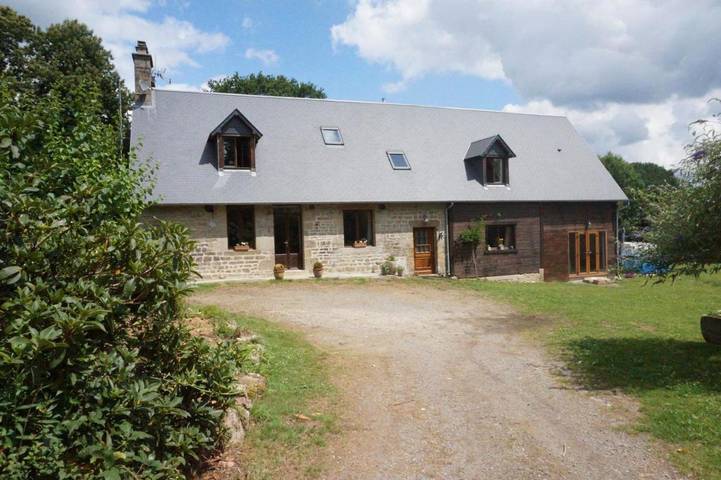 Chambre d’hôte pour 5 personnes, avec Terrasse ainsi que Jardin et Vue