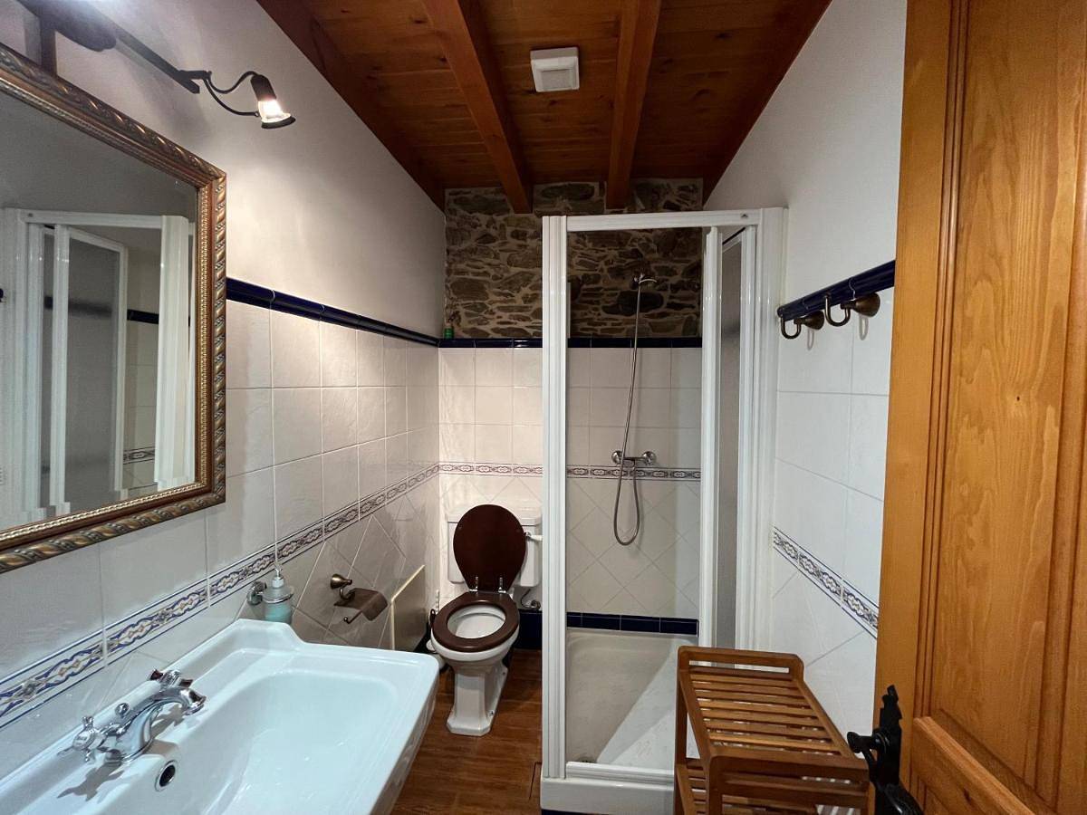Casa Rural O Vilar in Mera de Arriba, Ortigueira