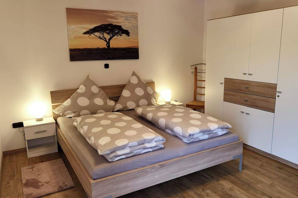 Ganze Wohnung, Ferienwohnung (78qm) mit Balkon in Maroldsweisach, Landkreis Haßberge
