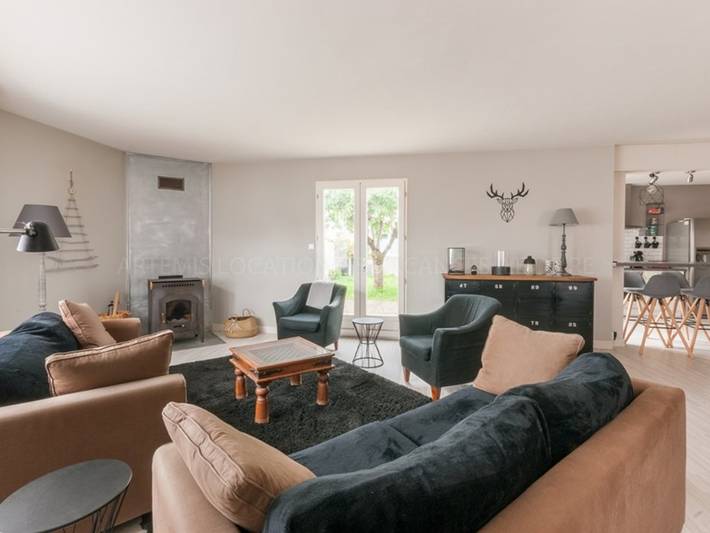 Location de vacances pour 8 personnes, avec jardin et terrasse à Le Bois-Plage-en-Ré - 2