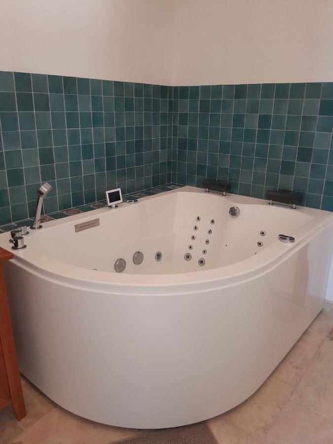 Location de vacances pour 4 personnes, avec vue et terrasse, animaux acceptés à Asquins - 4