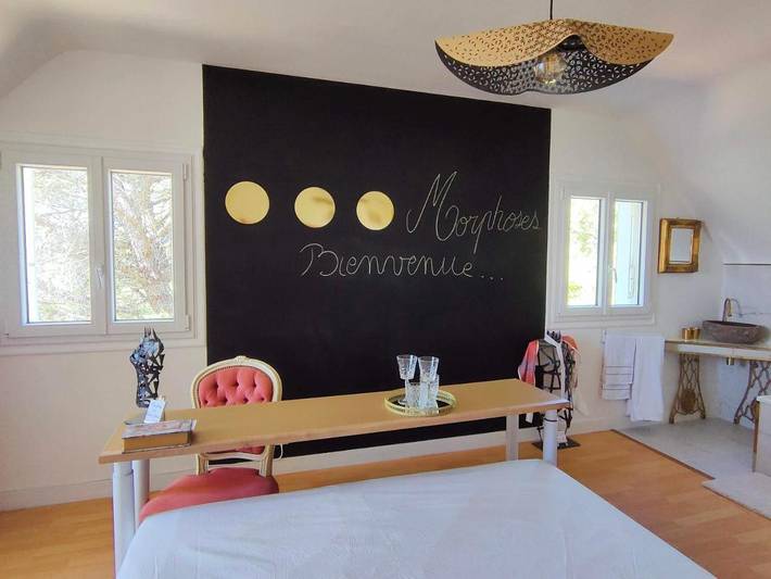 Gîte pour 3 personnes, avec Terrasse ainsi que Jardin et Vue à Chissay-en-Touraine