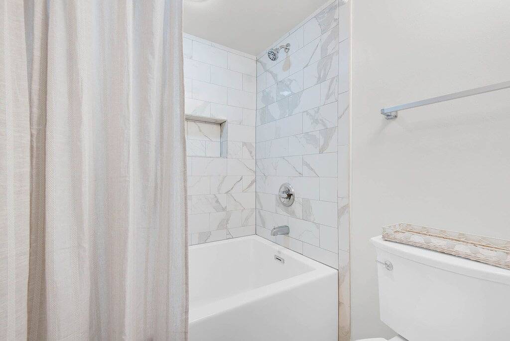 Ganze Wohnung, ⭐Stunning Gulf Views~Steps 2 Beach~2 Pools + Hot Tub~3Br Mainsail 176⭐ in Tang-O-Mar Beach, Miramar Beach