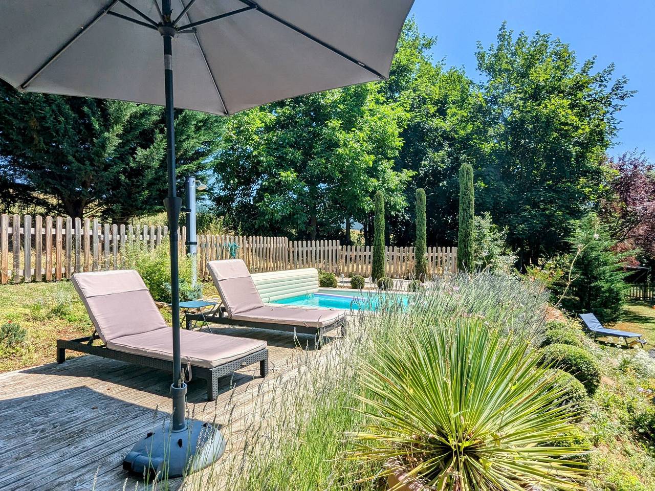 Abgelegenes Ferienhaus mit privatem Pool und Garten in Burgund in Curtil-Vergy, Dijon und Umgebung