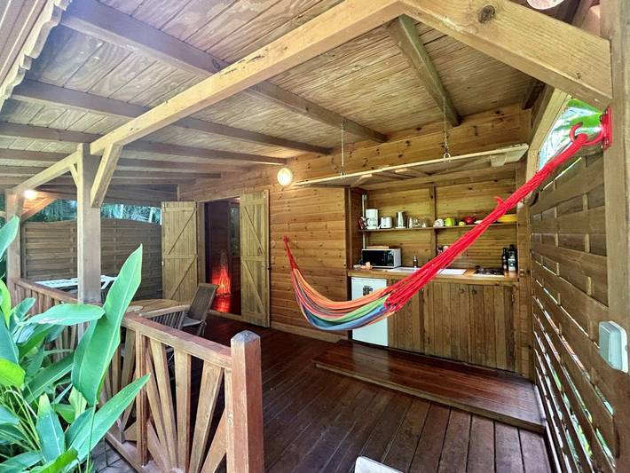 Gîte pour 3 personnes, avec piscine et jacuzzi ainsi que terrasse et jardin à Deshaies - 3