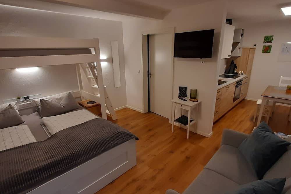Ganze Wohnung, Gästehaus Buberl,  nahe Legoland und Skylinepark in Krumbach (Schwaben), Bayerisch Schwaben