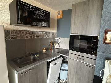 Chalet pour 4 Personnes dans Lac des Hermines, Besse-et-Saint-Anastaise, Photo 1