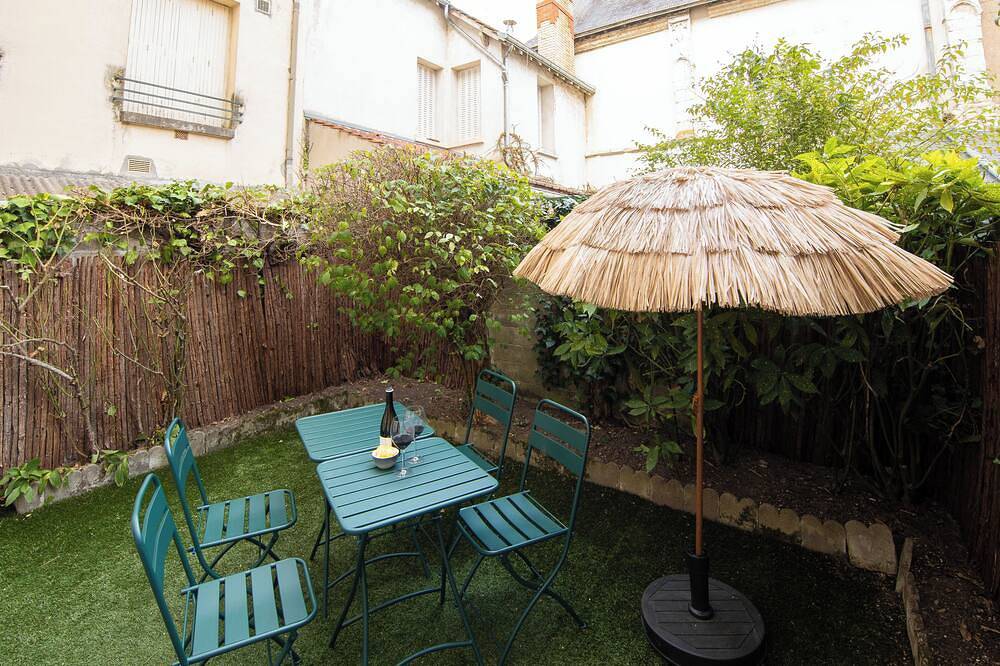Entire apartment, Athos, L'élégant in Orléans, Loire Valley