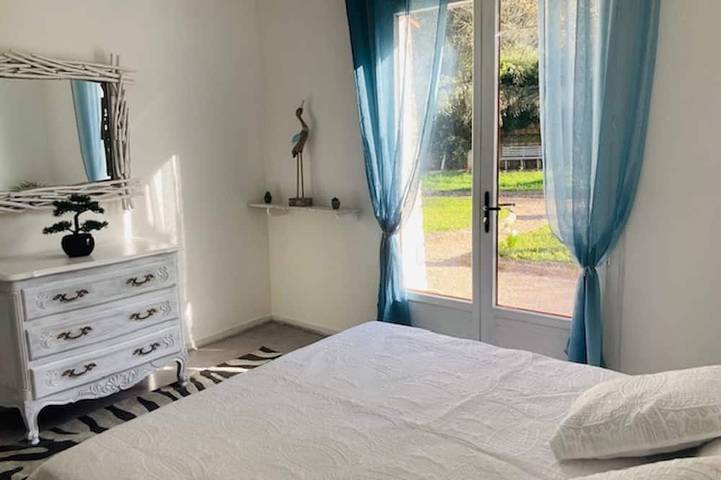 Villa pour 6 personnes, avec jardin ainsi que piscine et terrasse à Aubagne - 2