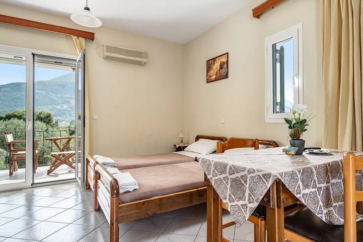 Studio für 2 Personen, mit Garten und Balkon