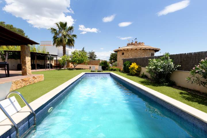 Villa für 6 Personen, mit Garten - 1