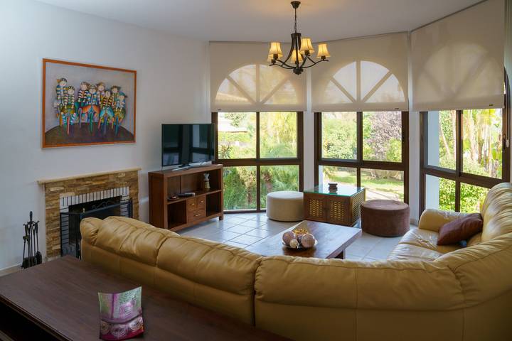Casa rural para 12 personas, con terraza y jardín en Alhaurín de la Torre - 4