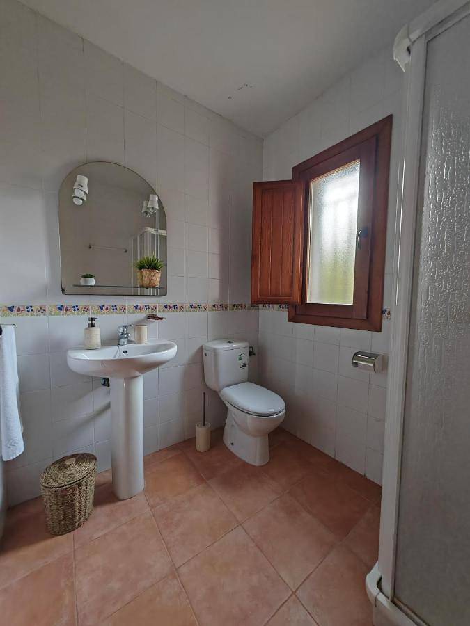 Casa de vacaciones para 10 personas, con Terraza y Jardín además de Piscina y Vistas en Provincia de Cuenca - 4