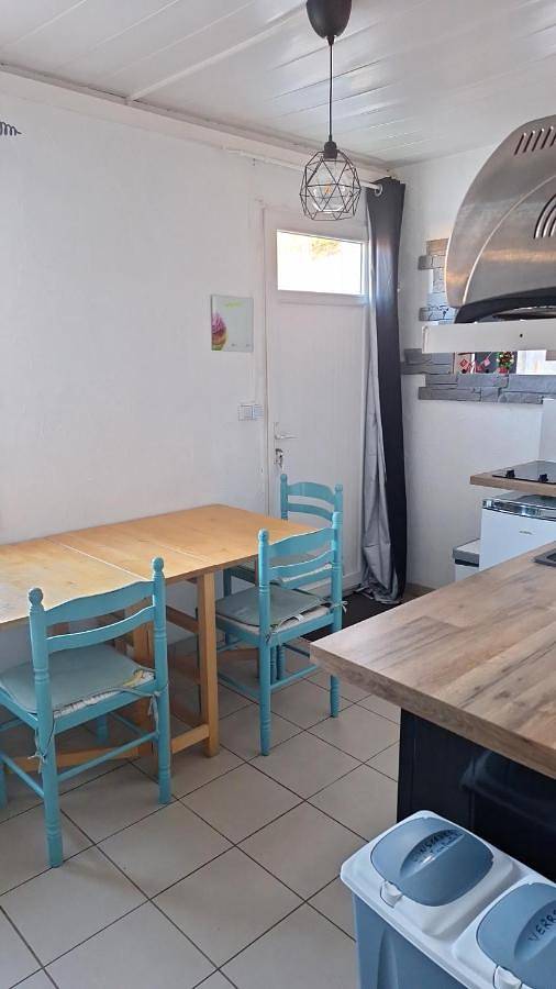 Appartement entier, One-Bedroom Apartment in Jarjayes, Région de Gap