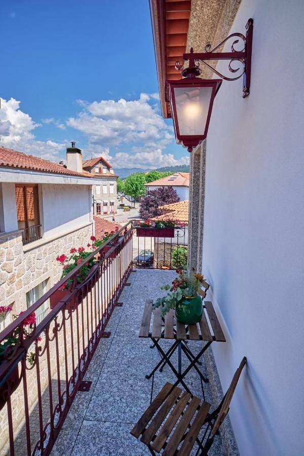 Apartamento inteiro, One-Bedroom Apartment in Ponte da Barca, Vila Nova de Muía e Paço Vedro de Magalhães, Distrito de Viana do Castelo
