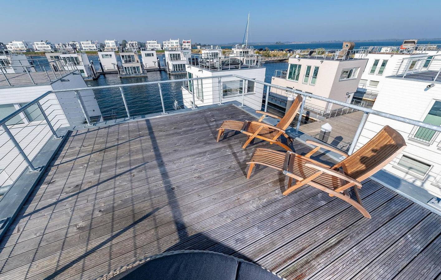 Apartment mit Meerblick, Terrasse, TV und Parkplatz - 900m zum Strand in Olpenitz, Kappeln