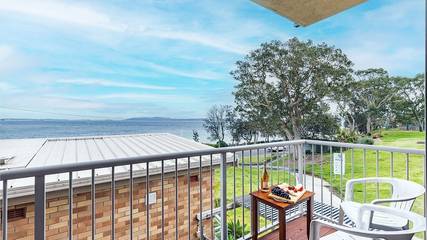Holiday Apartment for 5 People in Nelson Bay, Hunter Valley, Photo 4
