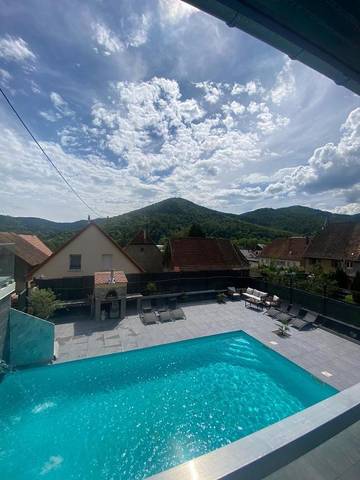 Gîte pour 3 personnes, avec piscine ainsi que terrasse et vue à Lautenbach