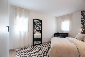 Holiday Home for 5 People in Barcelona Centre, Barcelona, Photo 1