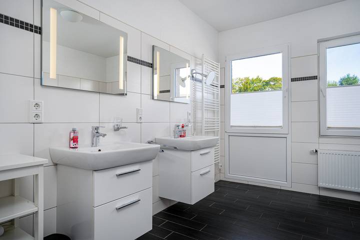 Ferienwohnung für 4 Personen, mit Terrasse in Krummhörn - 2