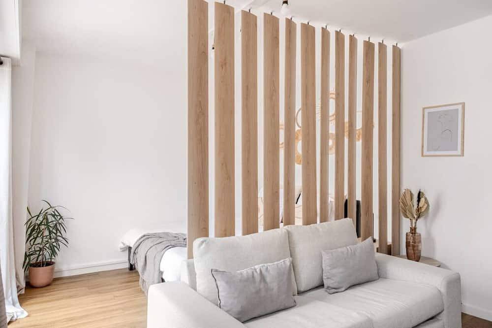 Entire apartment, Apartment Bonaparte Spa & terrace in Évry-Courcouronnes, Essonne