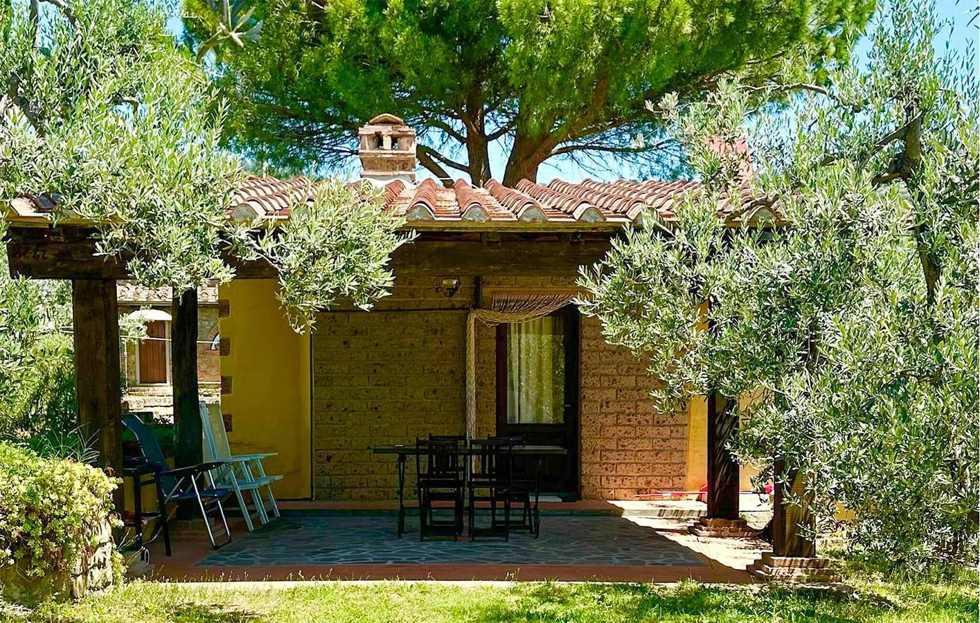 Retiro Vinci junto a la piscina con aire acondicionado y aparcamiento in Vinci, Provincia de Firenze