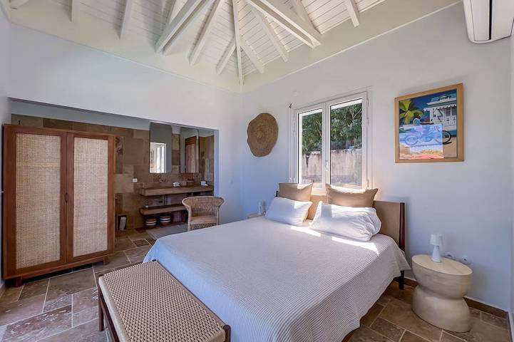 Location de vacances pour 7 personnes, avec jardin et terrasse dans Plage du Pain de Sucre - 2