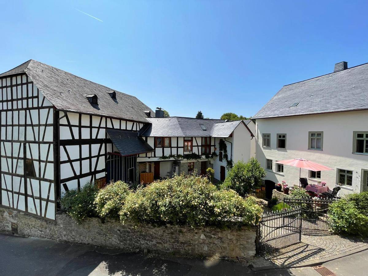 Gut Bunt Ferienhaus in Runkel, Landkreis Limburg-Weilburg