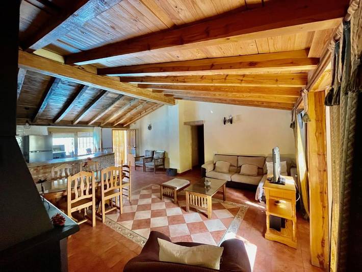 Casa rural para 11 personas, con piscina además de jardín y vistas en Sierra de Segura - 2